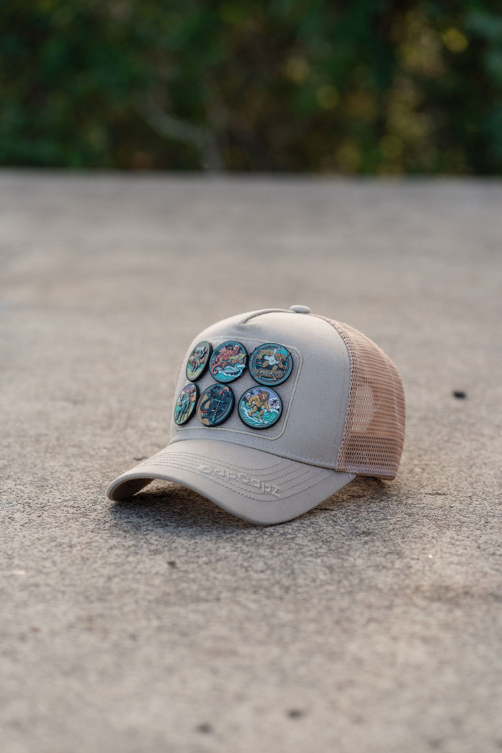 CapCapz Trucker Cap Bundle – Sand + 6 Mystery Patches